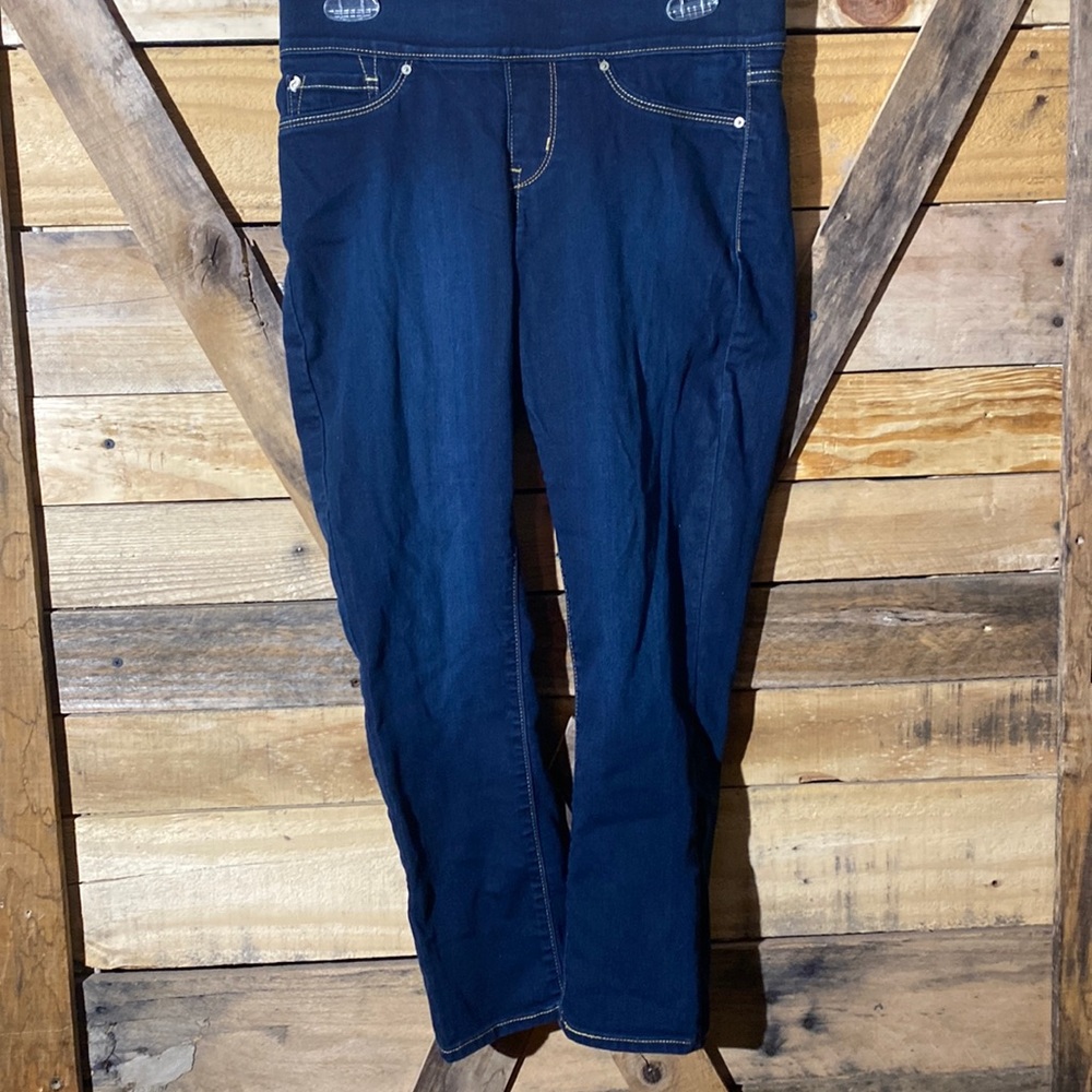 Denizen from Levi’s Modern Pull-on Crop Size 8
